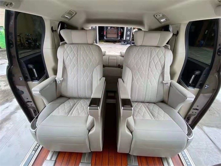 2022 Best High End Car Seat